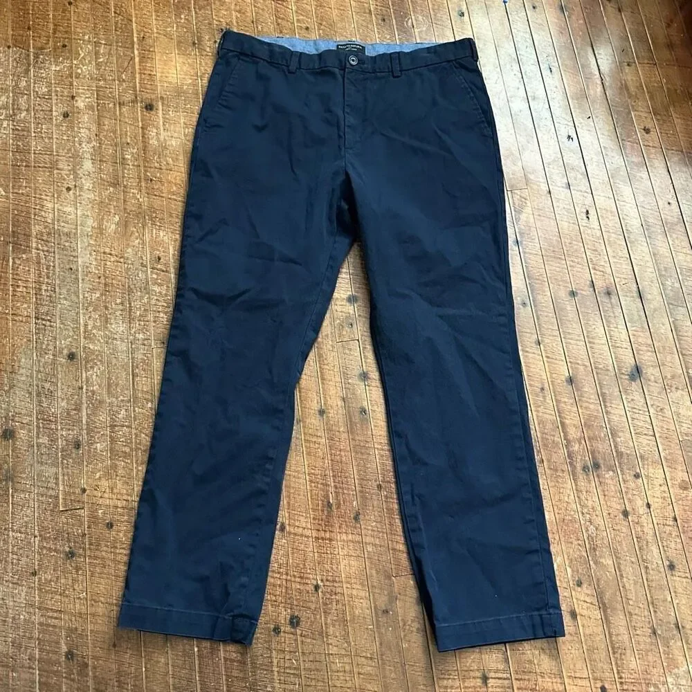 Banana Republic business casual Aiden flat front 38 navy chino pants